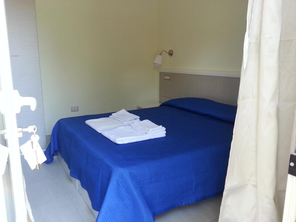 Il Girasole Formia Guesthouse Rooms Exteriér fotografie